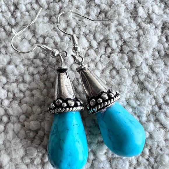 Turquoise earrings - Picture 2 of 2